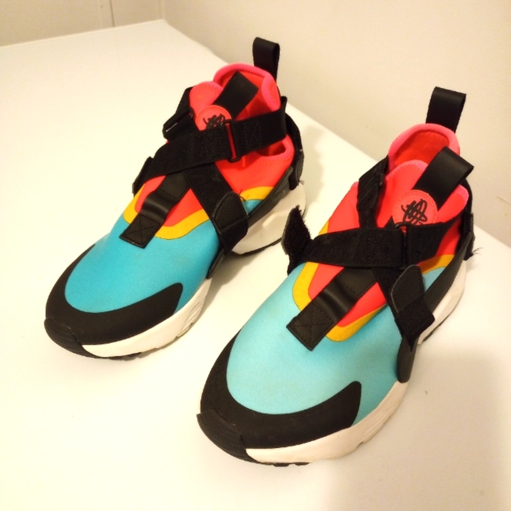 Nike air sneakers, size 8.5